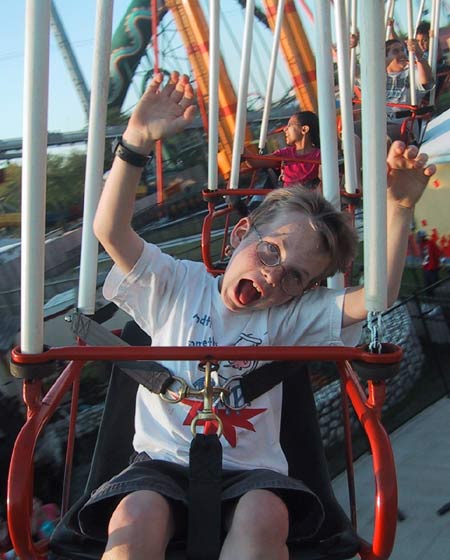 aidan swinging at astroworld