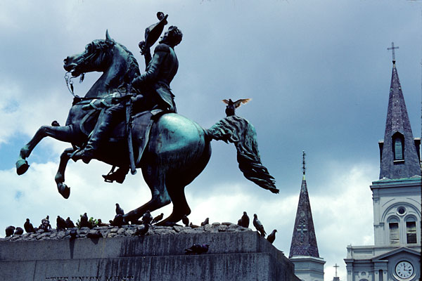 jackson-statue